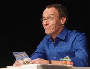 Dieter Baumann mit seinen neuen Programm: Die Götter und Olympia Aufführung im Sudhaus Tübingen, 13.12.2013 Foto: Ulrich Metz
